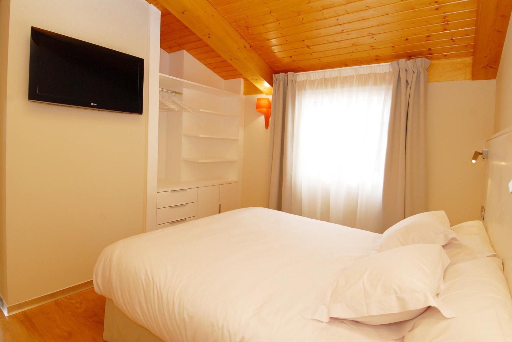Hostal Rimbombin Burgos Ngoại thất bức ảnh