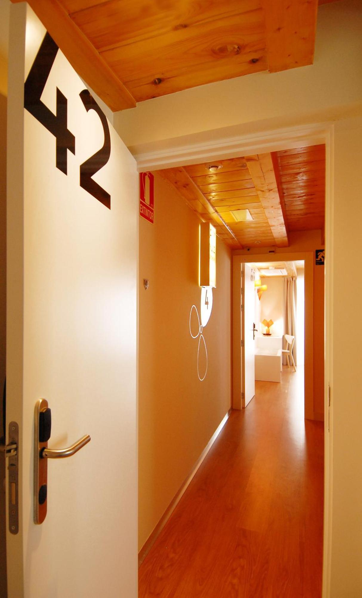 Hostal Rimbombin Burgos Ngoại thất bức ảnh